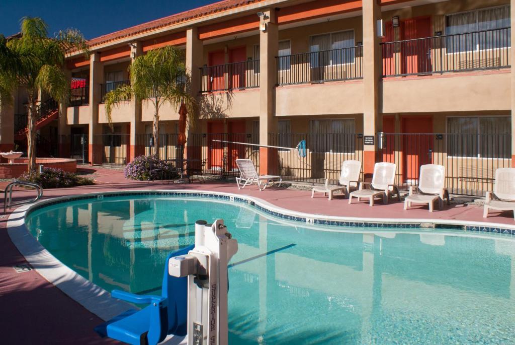 Super 8 By Wyndham Indio Hotel Kültér fotó